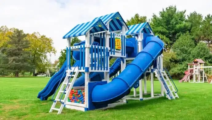Ball-Pit-Blast-Back-690x390-1