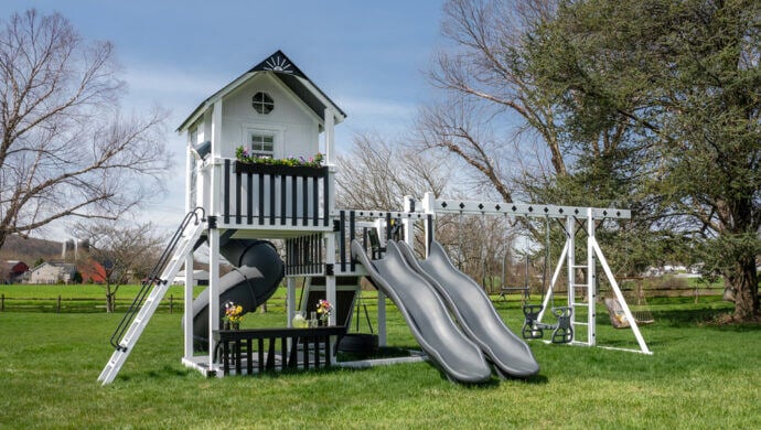 Overlook-Playhouse-Main-Image-1-690x390-2