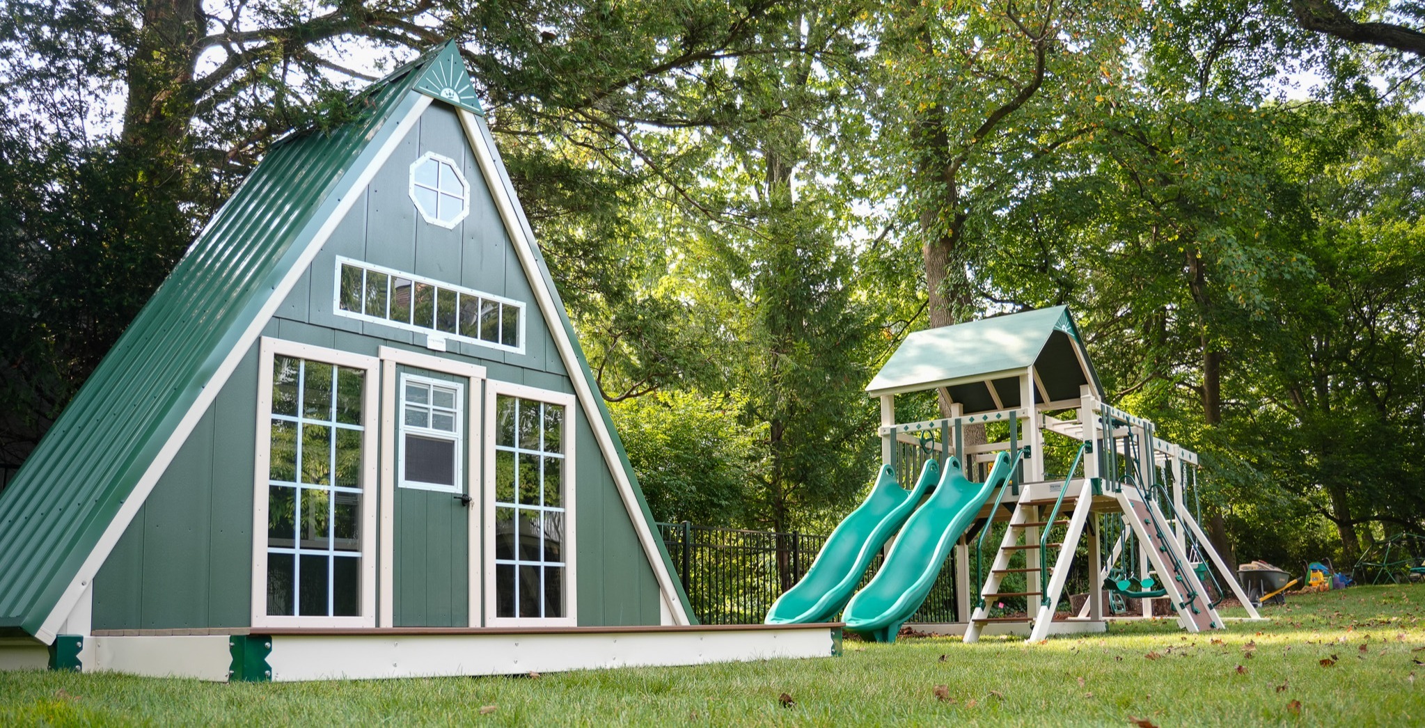 Top Reasons to Choose King Swings for Your Custom Swing Set