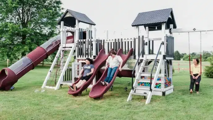 Vinyl Swing Sets VS Wood Swing Sets VS Metal Swing Sets