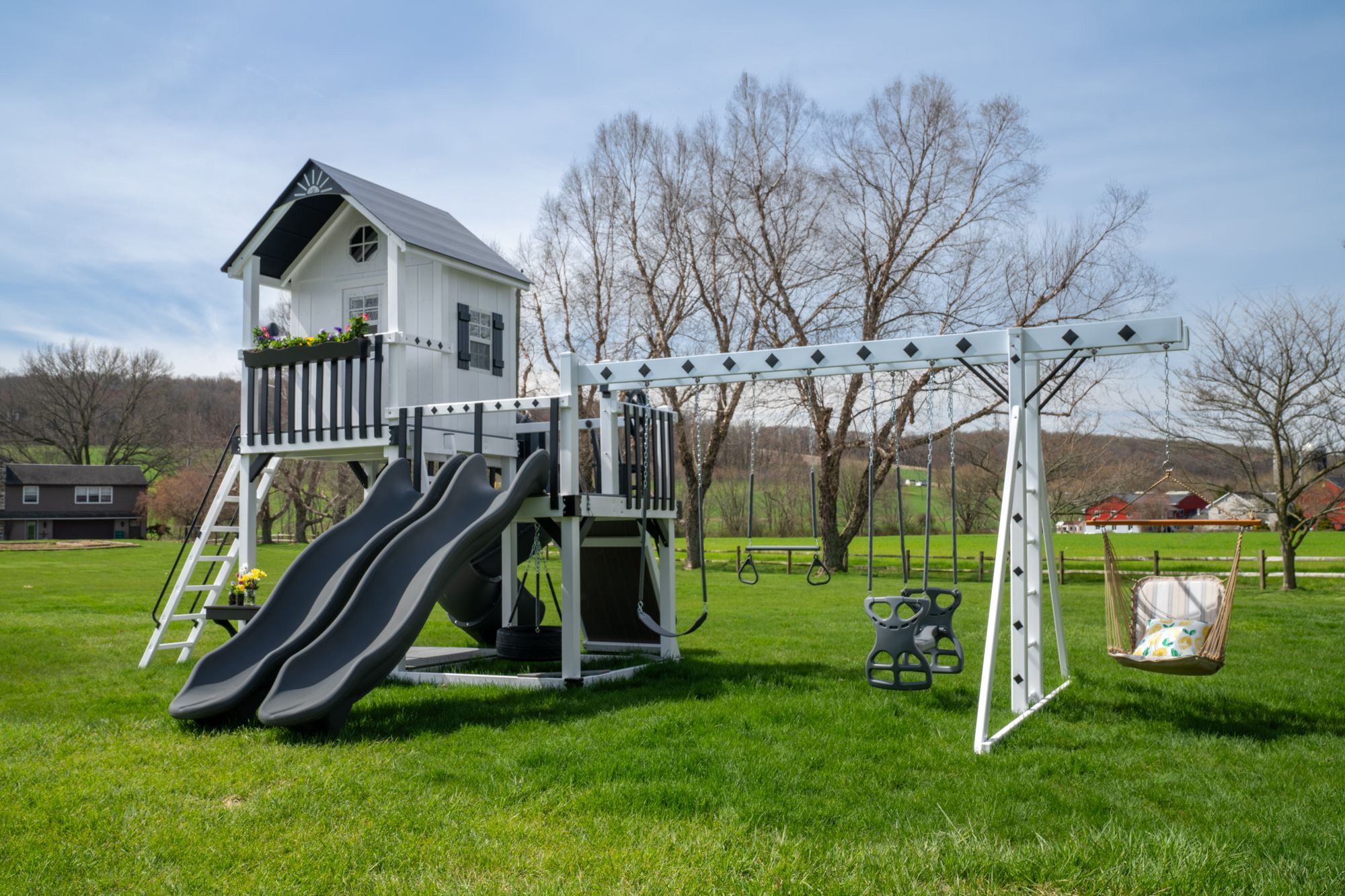 Best-Selling Playhouse Swing Sets (2025 Edition)